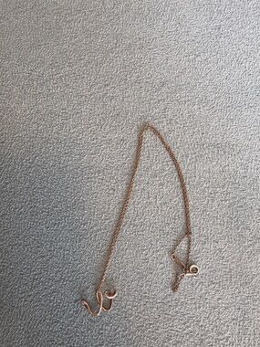 Tiffany & Co. sterling ‘W' Script Necklace